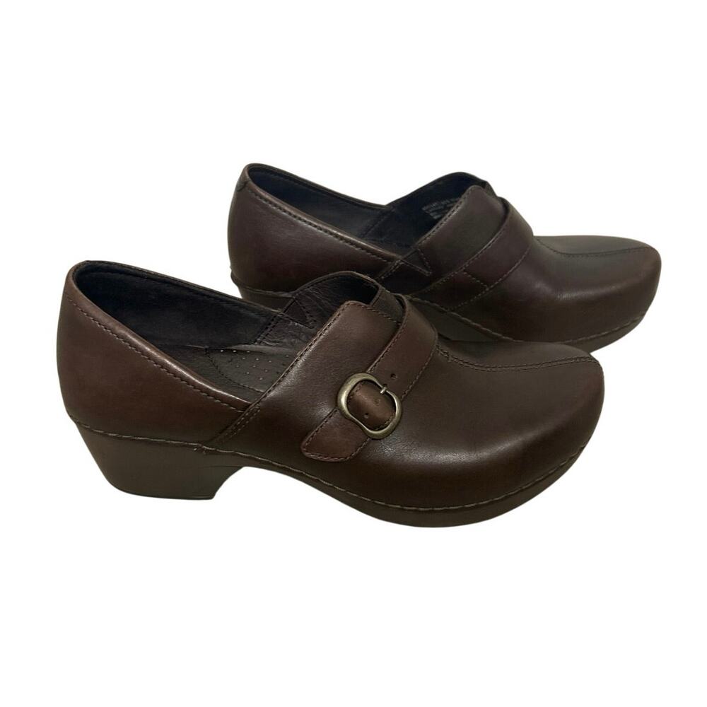 Dansko Tamera Brown Leather Buckle Clogs Shoes 9.5 EU 40 Comfort Fall Boho